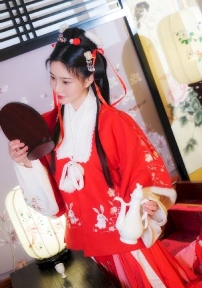 年轻的秘书在线播放_高清蓝光在线观看
